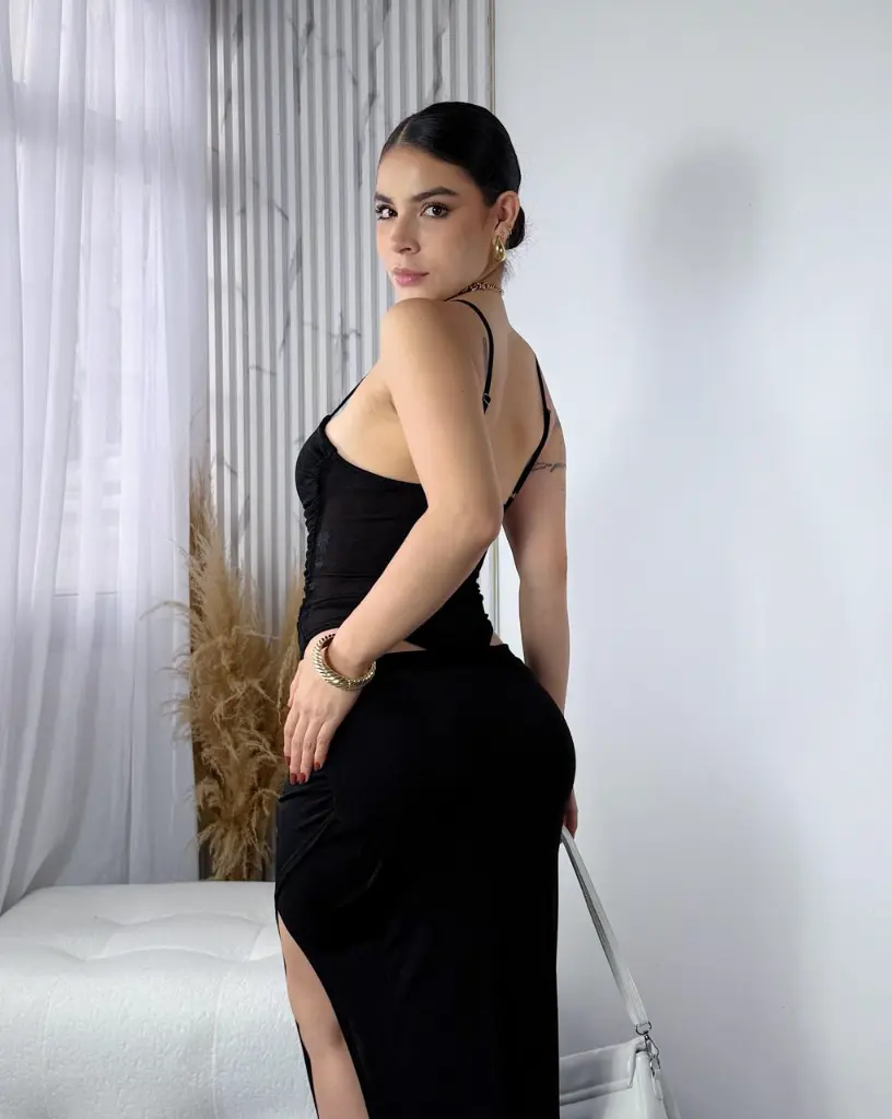 992faf49-f7ea-4f63-bb47-f0951f0b111a.webp