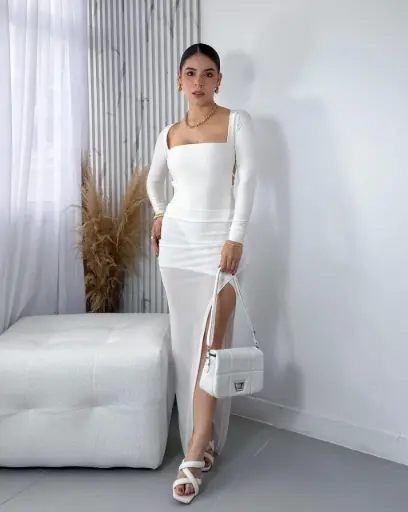 BODY MILENA